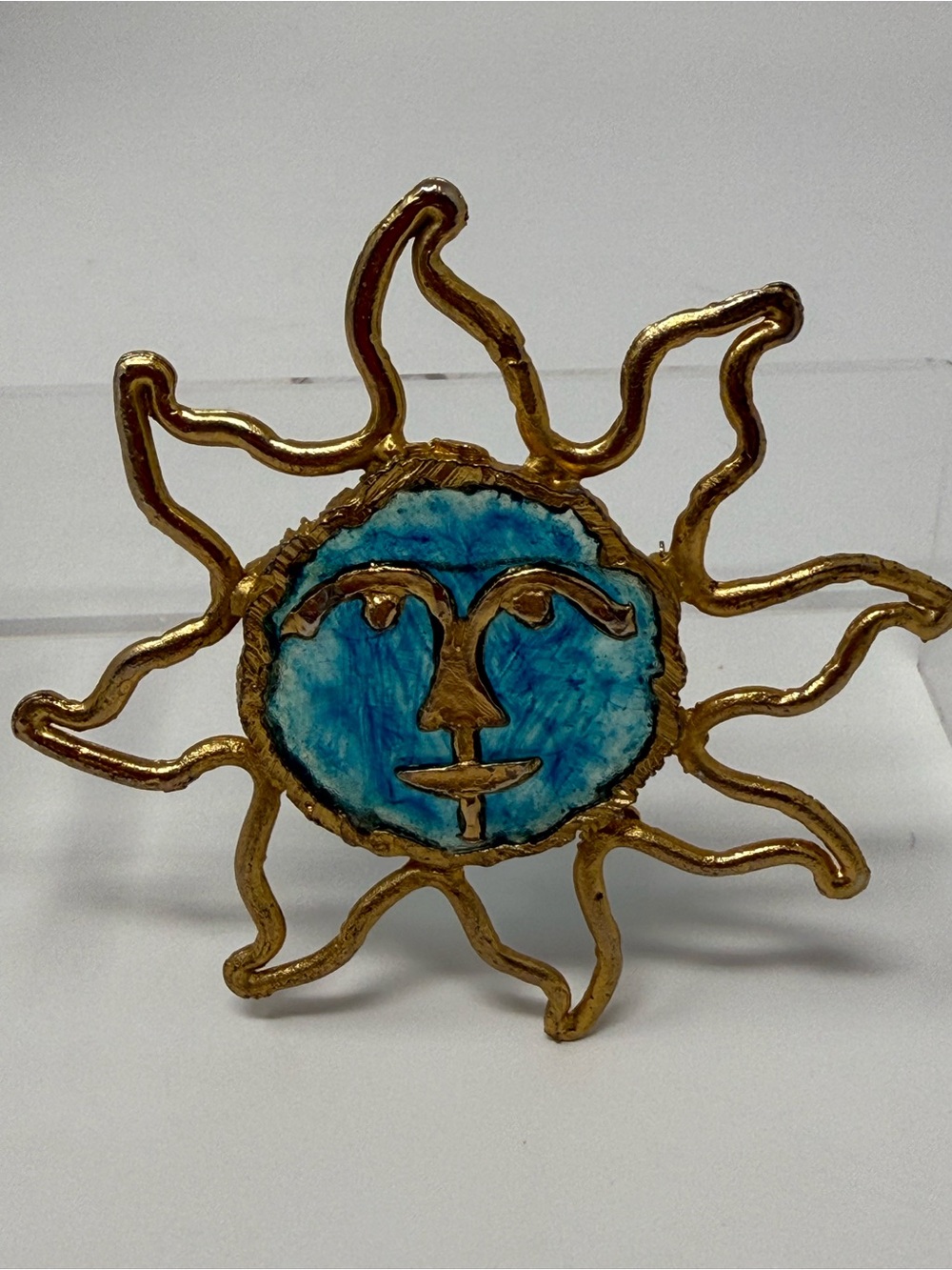 VINTAGE-Designer Joy large sun face plique a jour brooch